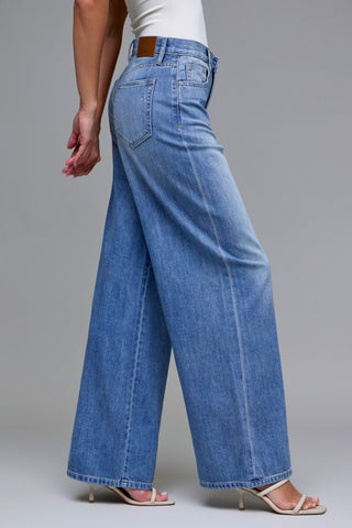 The Wide Leg Hidden
