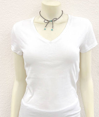 The Bow Necklace