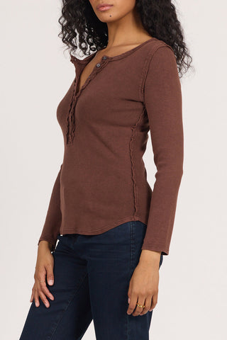 Dear John / EDIE LONG SLEEVE TEE WASHED CAPPUCCINO