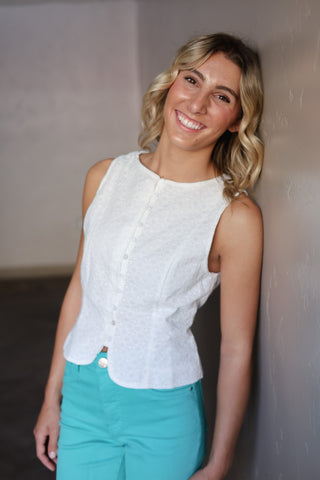 Sundream Eyelet Button Down Vest Top