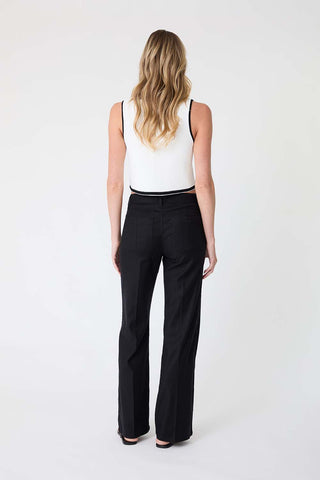 SARAH PANT